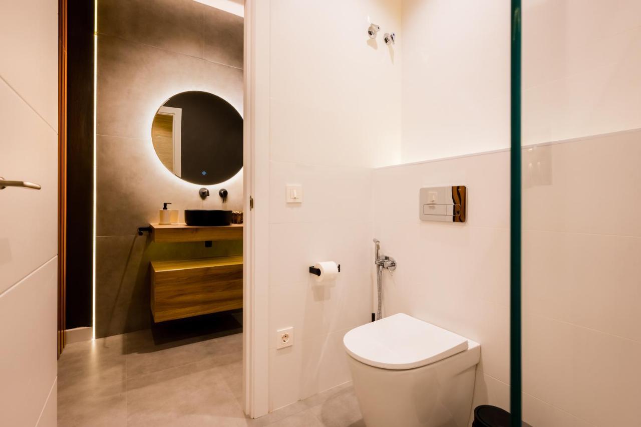 Elegant Apartment - 2 Bd 1 Bth - Center Sevilla Bagian luar foto