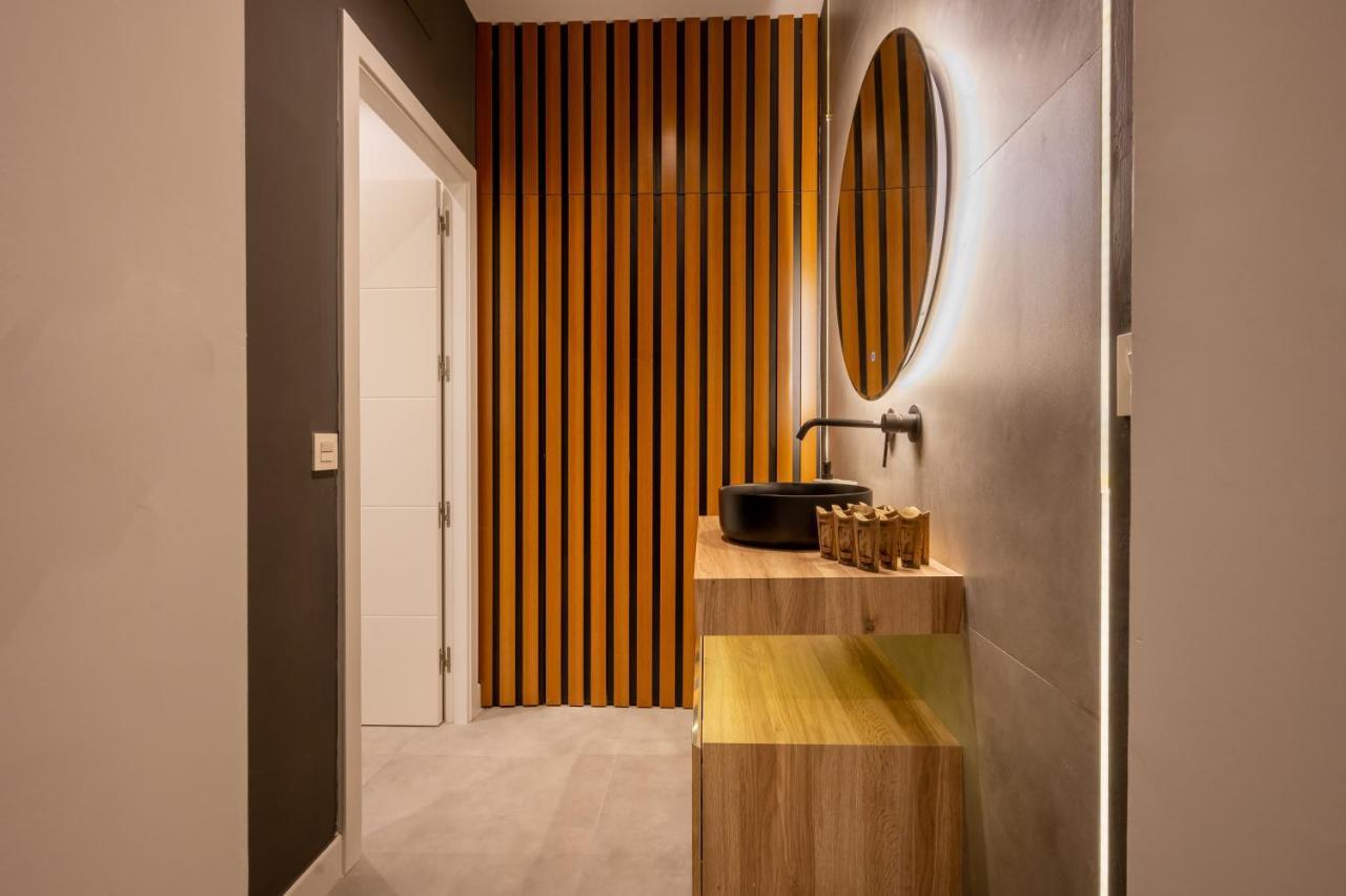 Elegant Apartment - 2 Bd 1 Bth - Center Sevilla Bagian luar foto
