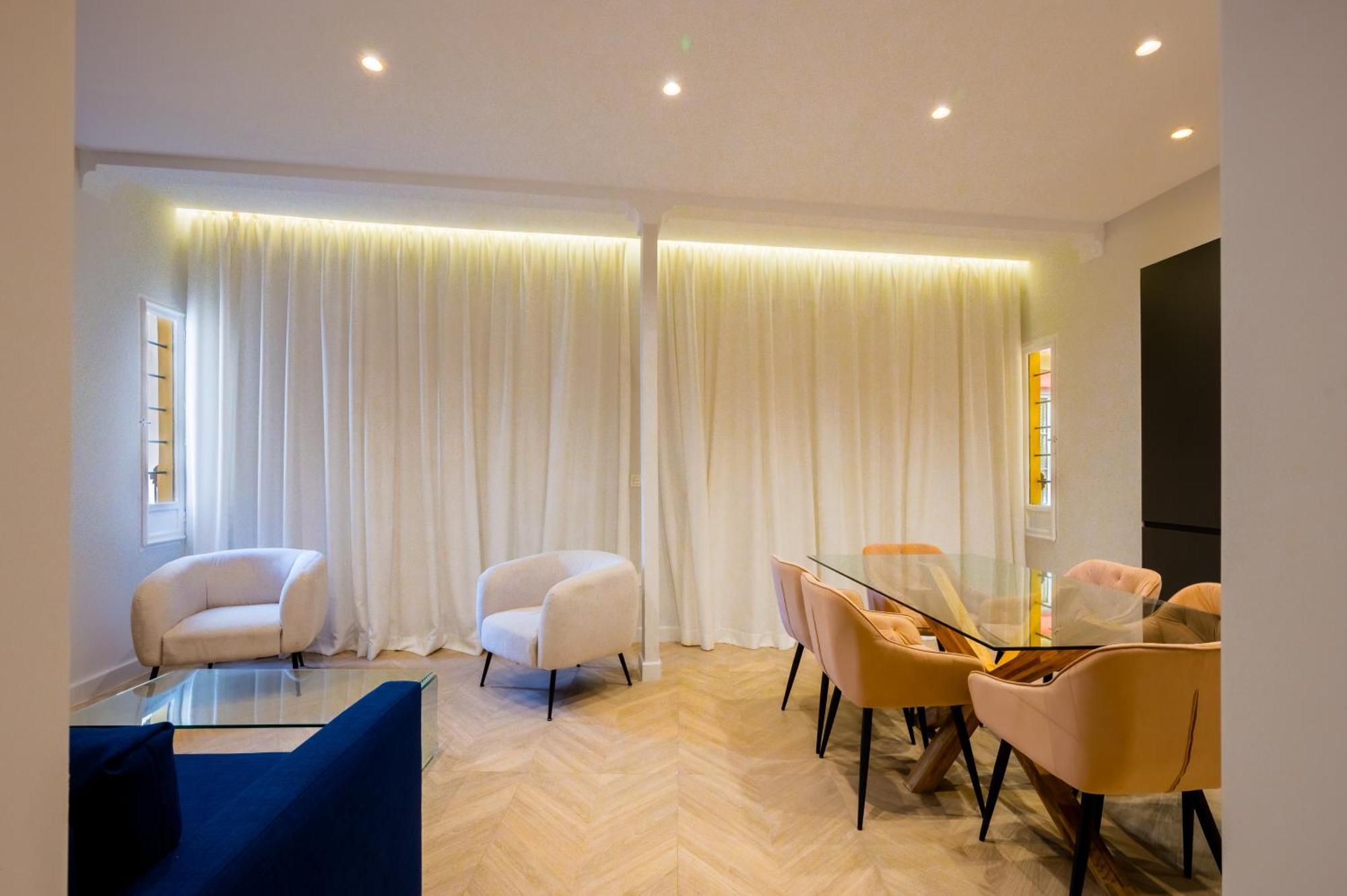 Elegant Apartment - 2 Bd 1 Bth - Center Sevilla Bagian luar foto